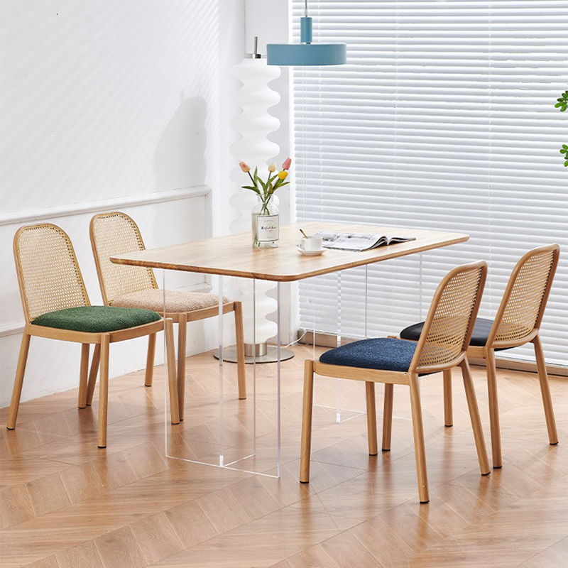 Ghế cafe, ghế ăn nhà hàng gỗ bọc đệm tựa lưng mây GC869