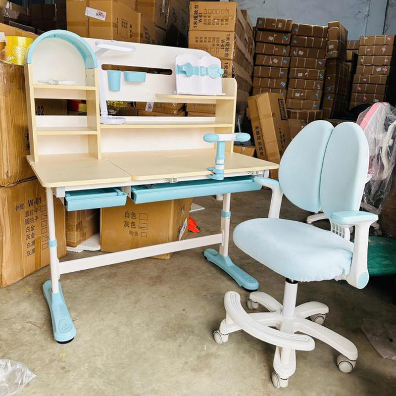 Bàn học cho bé F09 nâng hạ chiều cao giúp bé ngồi học thoải mái BH588