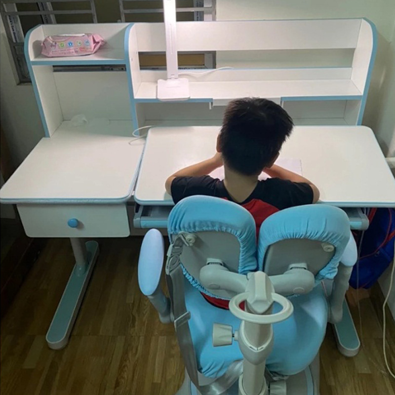 Bàn học sinh cho bé S02 điều chỉnh được độ cao có giá đỡ sách và ngăn kéo BH537