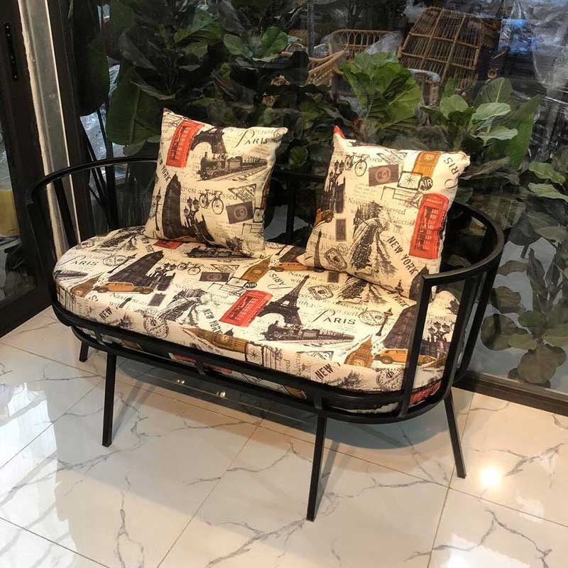 bo-ban-ghe-trung-sat-1-vang-dai-2-ghe-1-ban-gc670