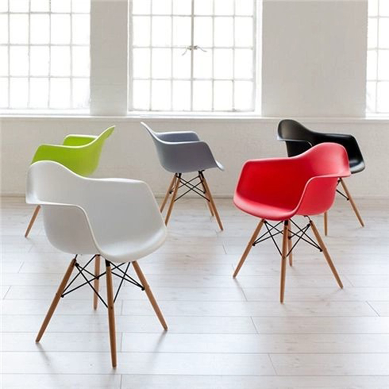 Ghế nhựa có tay chân đan gỗ sồi GC249