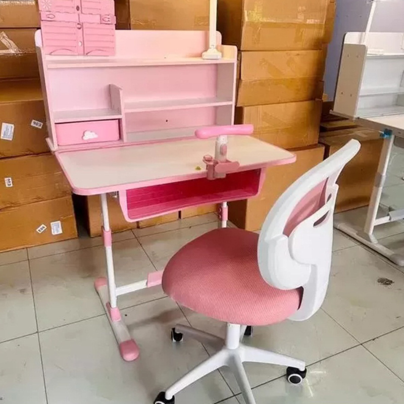 Bộ bàn học trẻ em thông minh E06, bàn học hỗ trợ chống gù có kệ sách mới, ghế xoay 360 độ BH935