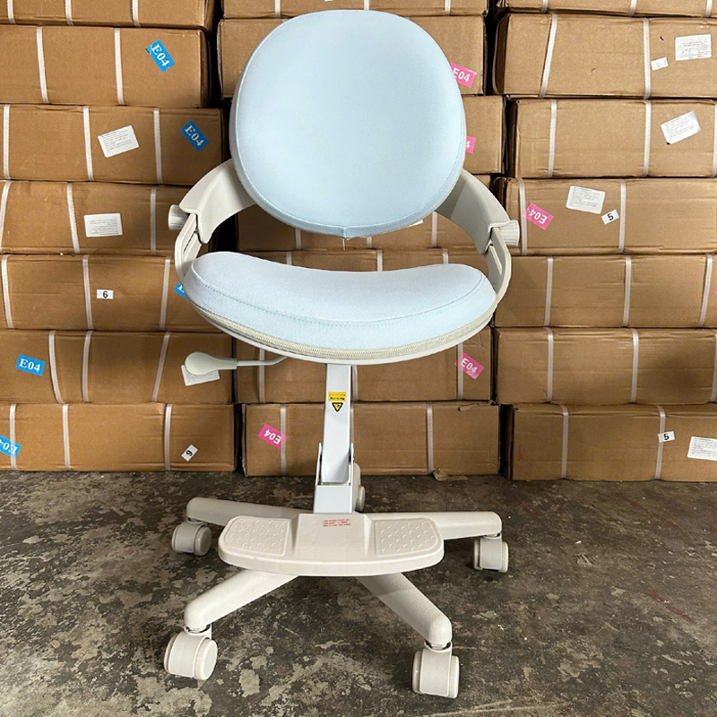 Ghế bàn học điều chỉnh phù hợp với kích thước nhân trắc học của cơ thể BH744