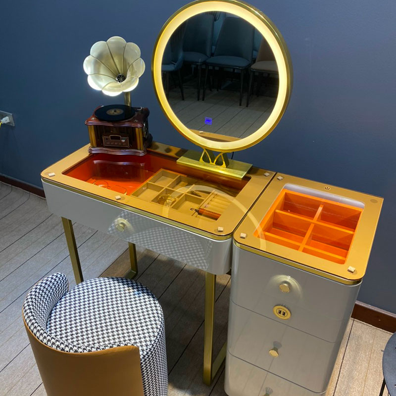 Bàn trang điểm mặt kính trong suốt mẫu mới BP540