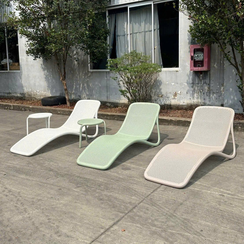 Ghế nằm thư giãn bể bơi ngoài trời thiết kế cong ôm dáng – nằm chill cực thích GT597
