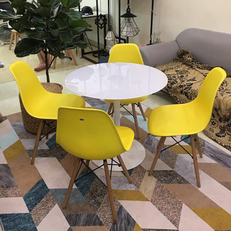 Bộ bàn ghế cafe dùng ghế Eames