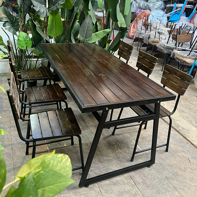 Nội Thất 360 Decor cung cấp bàn ghế nhà hàng uy tín giá rẻ, đa dạng mẫu và chất lượng Bàn ghế nhà hàng khung sắt, khung kim loại